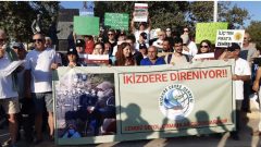 &Idot;kizdere &Ccedil;evre Derne&gbreve;i&rsquo;nden Kad&inodot;k&ouml;y&rsquo;de eylem